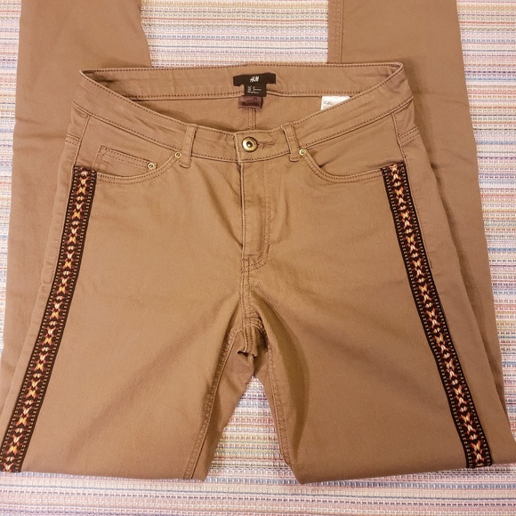 H&M Tribal Print Khaki Pants 6 - Picture 2 of 6
